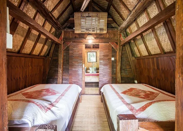 Secluded Jungle W Private Pool & Serene View Vakantiehuis Ubud